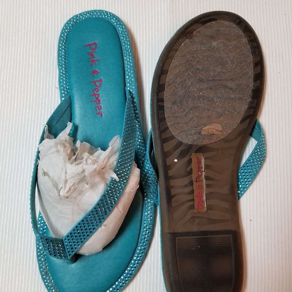 Sandals - Picture 2 of 2